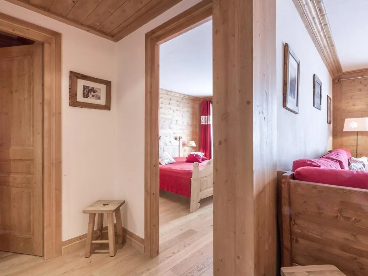 Appartement Elegant Avec Wifi, Terrasse Et Parking Couvert A Val-D'Isere, Proche Des Pistes - Fr-1-694-100 Apartment